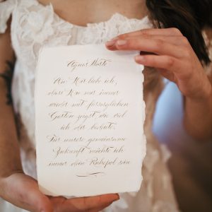 Heiratsanzeige-hochzeitset-kalligraphie-graz